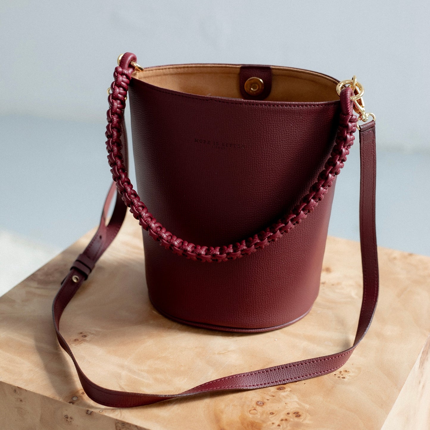 Bucket bag Burgundy