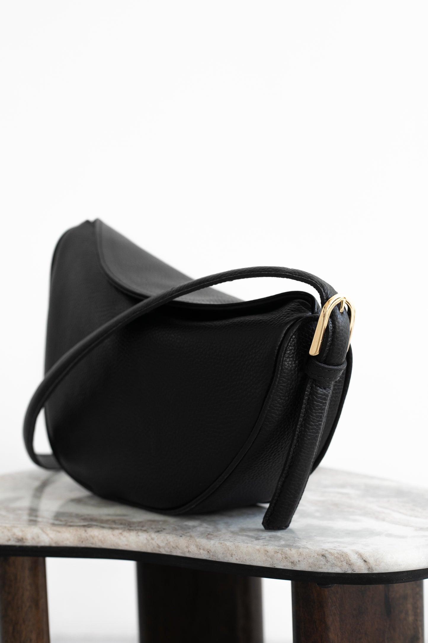 Halfmoon Black