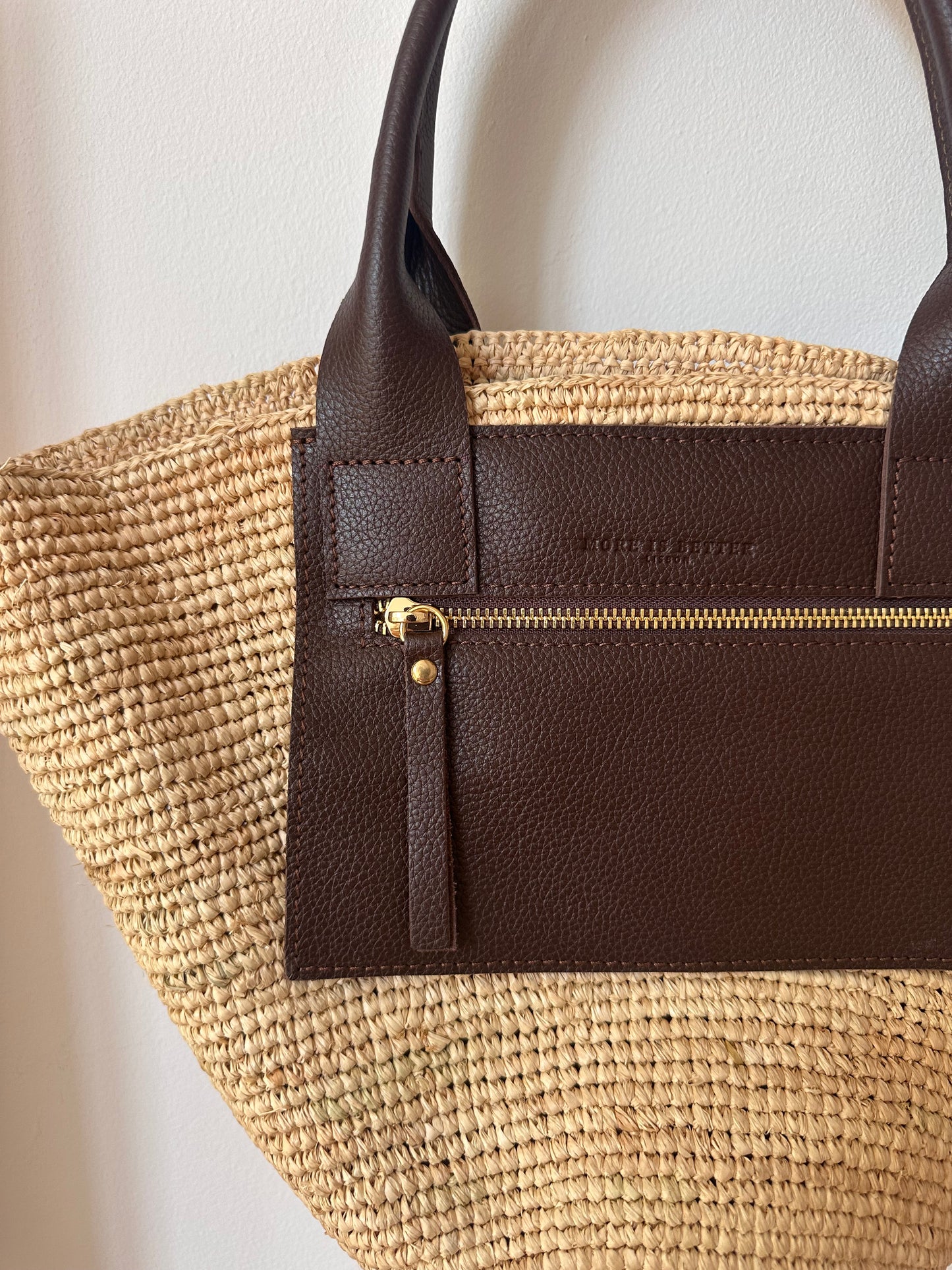 Medium Basket bag in chocolate