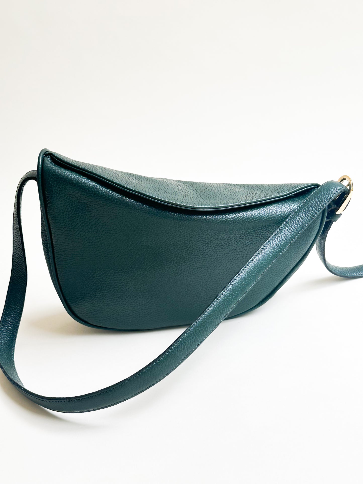 Halfmoon bag Green