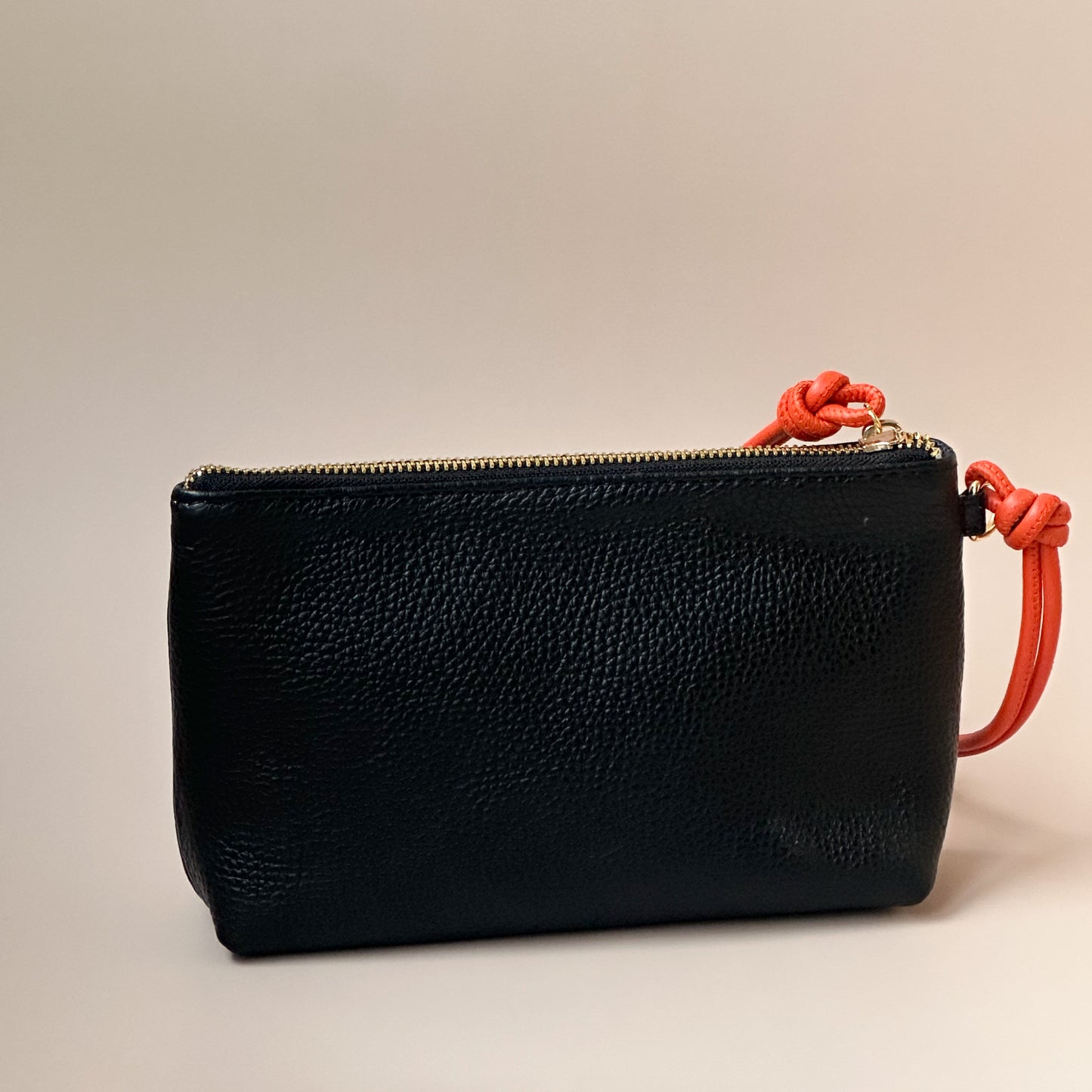 Knot Black Pouch