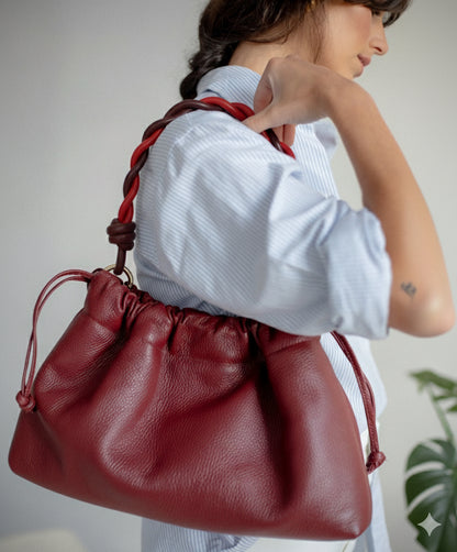 Large Alva In Burgundy