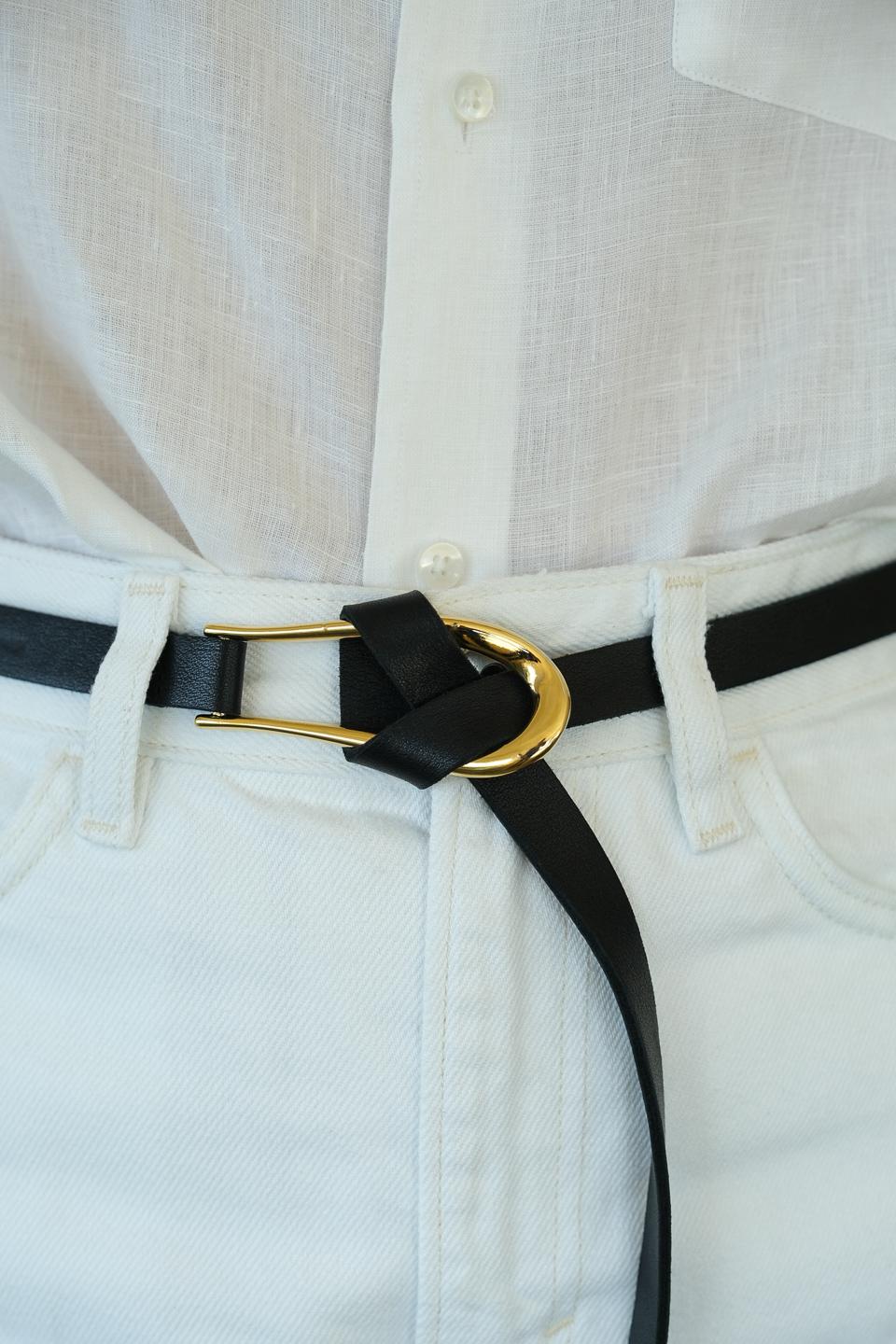One  Belt Black