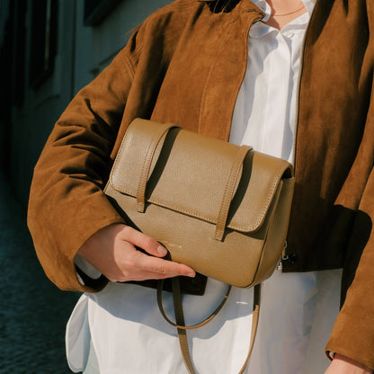 Small City Bag in Olive